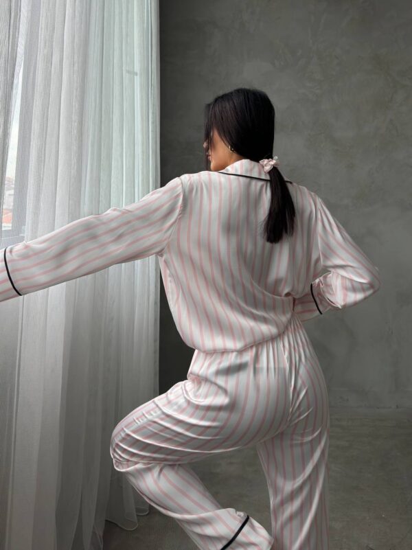 VS İpek Saten Taşlı Pembe